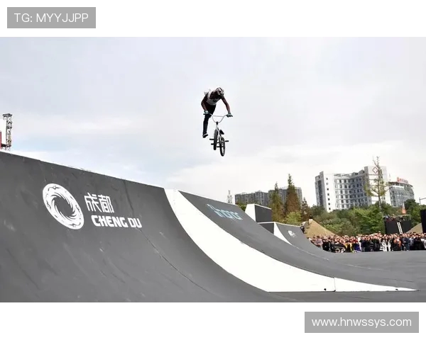 成都极限运动队包夹现象探究与热点分析